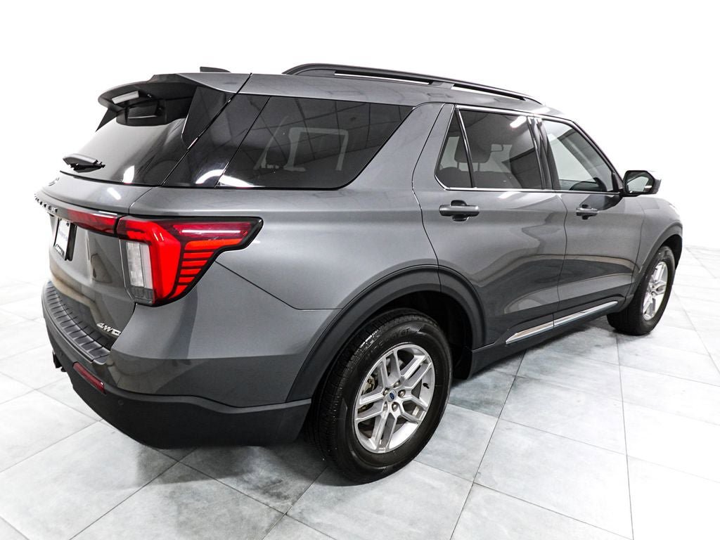 Certified 2025 Ford Explorer Active AWD/4WD image 7