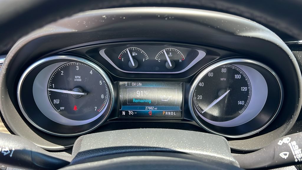 Used 2019 Buick Envision Essence AWD/4WD image 21