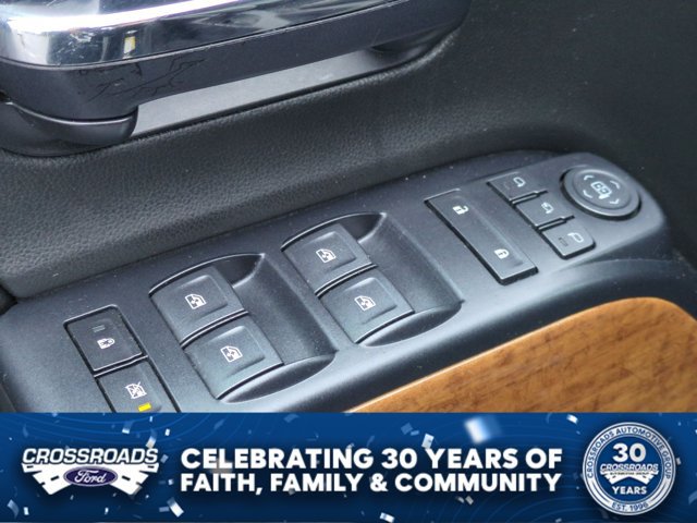 Used 2018 Chevrolet Silverado 1500 High Country AWD/4WD image 14