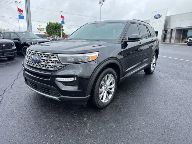 Certified 2023 Ford Explorer Limited w/ Limited Technology Package AWD/4WD image 2