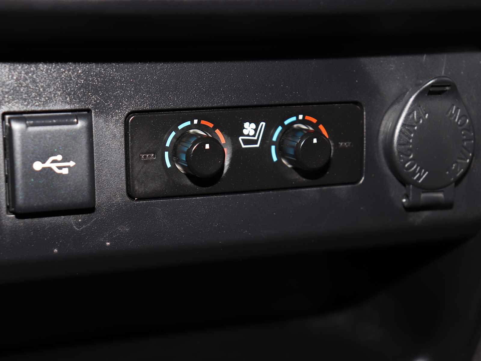 Used 2022 Toyota 4Runner Limited image 34