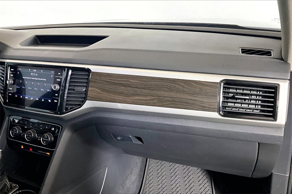 Used 2022 Volkswagen Atlas SE image 13