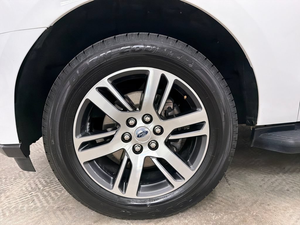Certified 2024 Ford Expedition Limited RWD image 15