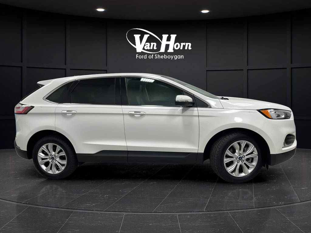 Certified 2022 Ford Edge Titanium w/ Class II Trailer Tow Package AWD/4WD image 8