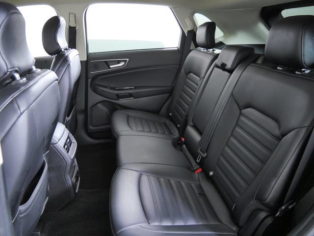 Certified 2019 Ford Edge SEL w/ Equipment Group 201A AWD/4WD image 18