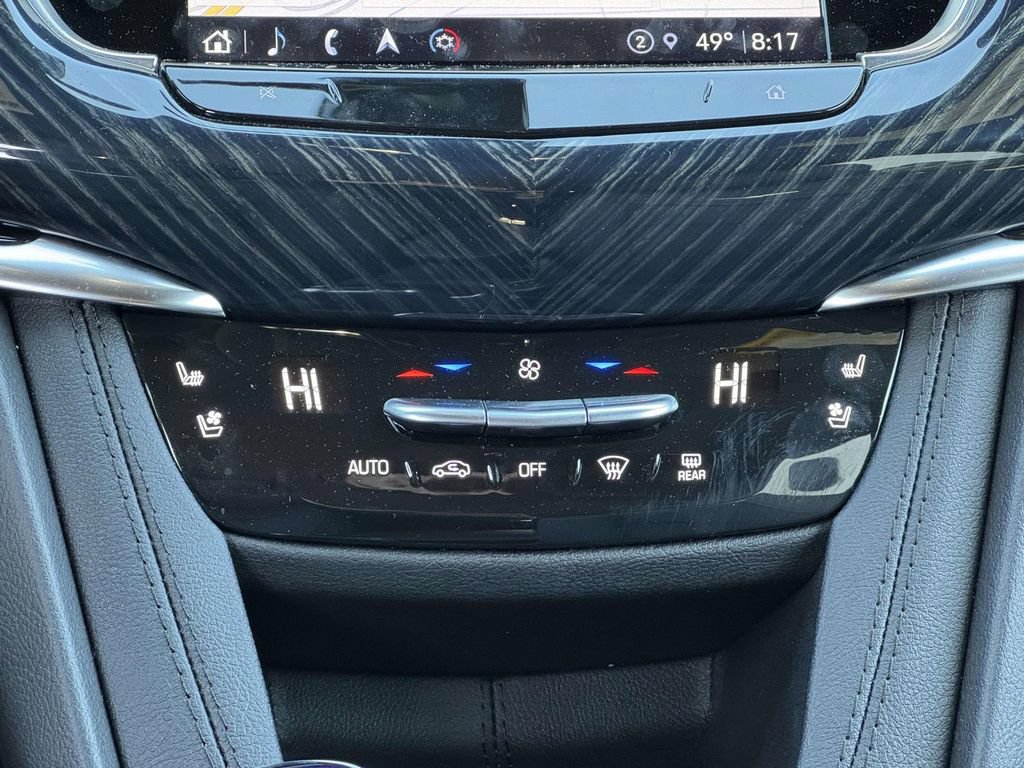 Used 2024 Cadillac XT6 Premium Luxury w/ LPO, Floor Liner Package FWD image 5