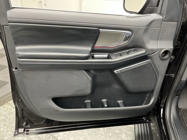 Certified 2025 Ford Expedition Platinum AWD/4WD image 9