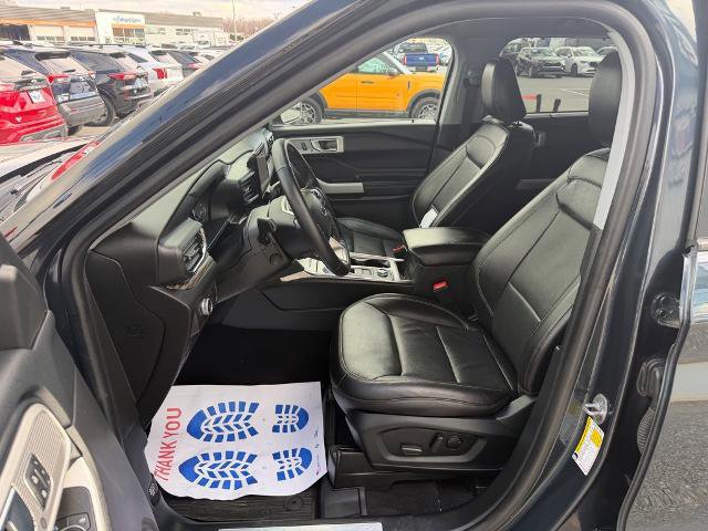 Certified 2022 Ford Explorer Limited w/ Equipment Group 301A image 11