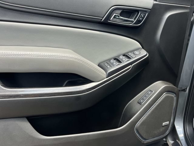 Used 2020 Chevrolet Tahoe LT w/ Luxury Package RWD image 32