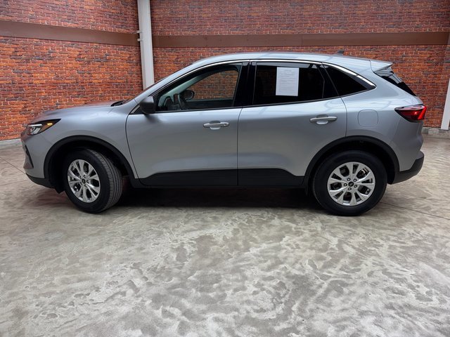 Certified 2024 Ford Escape Active image 2