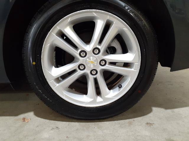 Used 2018 Chevrolet Cruze LT w/ Convenience Package FWD image 21