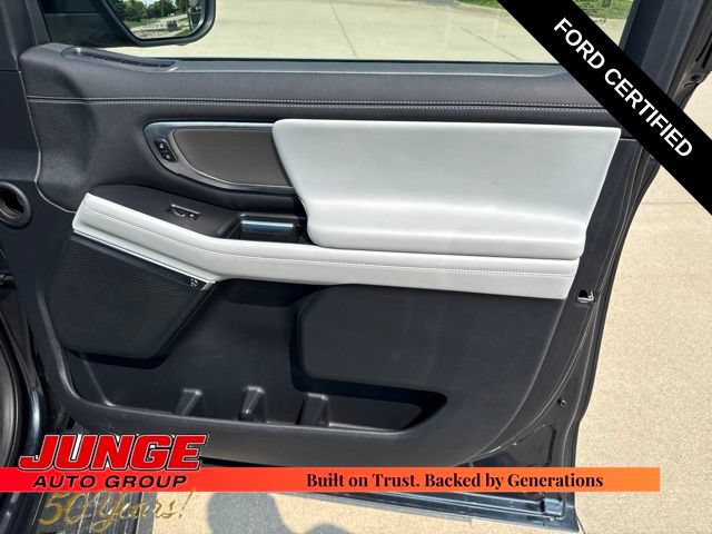 Certified 2025 Ford Expedition Platinum w/ Driver's Package AWD/4WD image 26