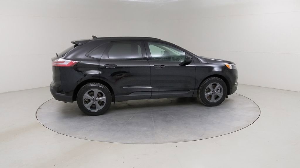 Certified 2023 Ford Edge SEL w/ Sport Appearance Package AWD/4WD image 12