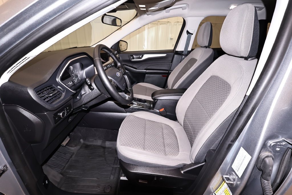 Certified 2022 Ford Escape SE w/ Convenience Package FWD image 12