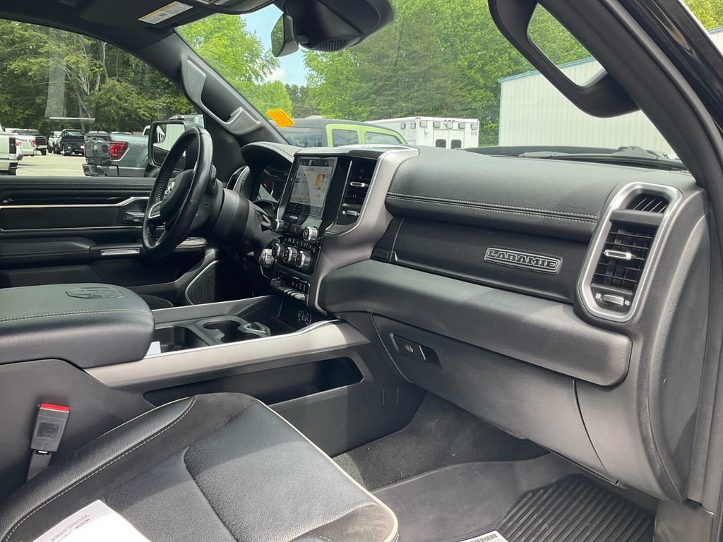 Used 2022 RAM 1500 Laramie w/ Sport Appearance Package AWD/4WD image 11