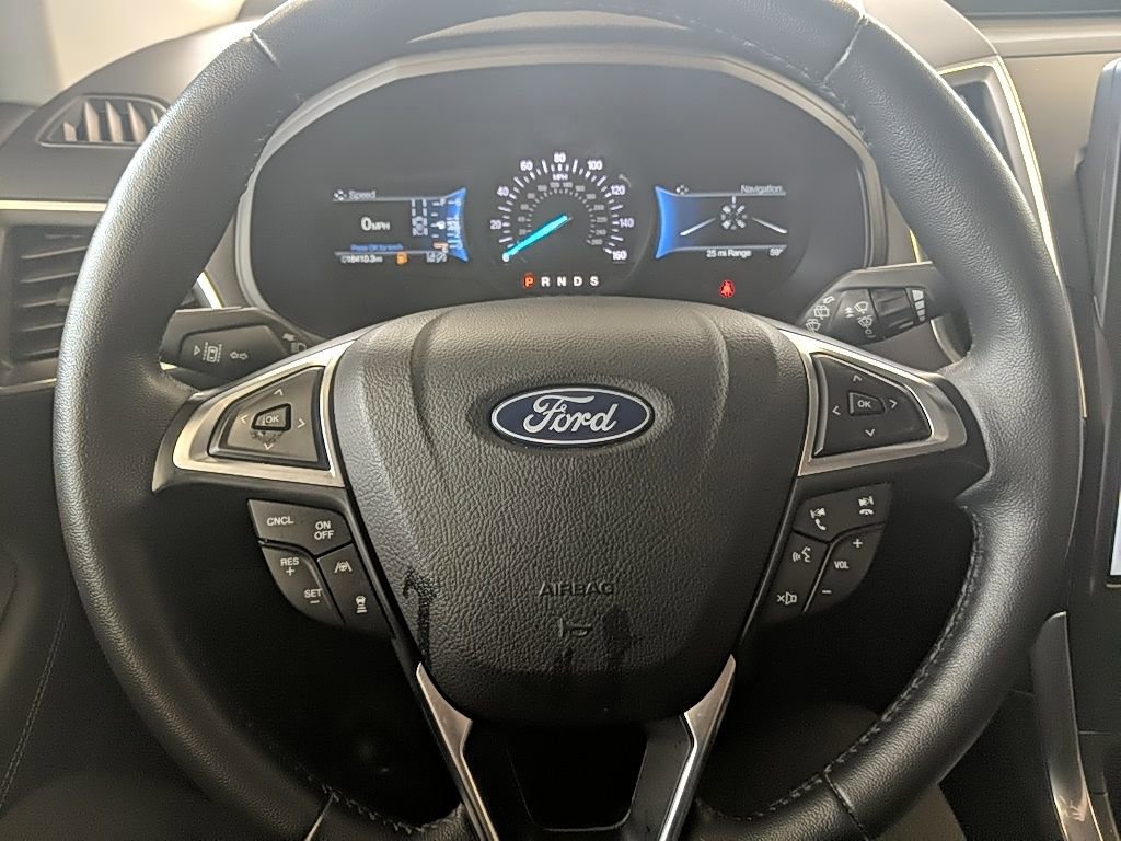 Certified 2024 Ford Edge Titanium w/ Equipment Group 301A image 17