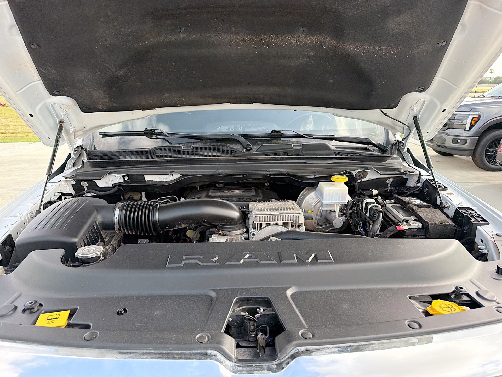 Used 2024 RAM 1500 Big Horn AWD/4WD image 33