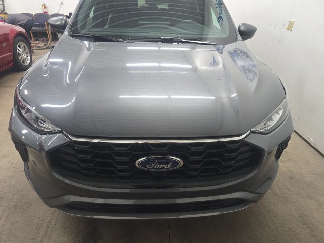 Certified 2024 Ford Escape ST-Line w/ Tech Pack #1 AWD/4WD image 18
