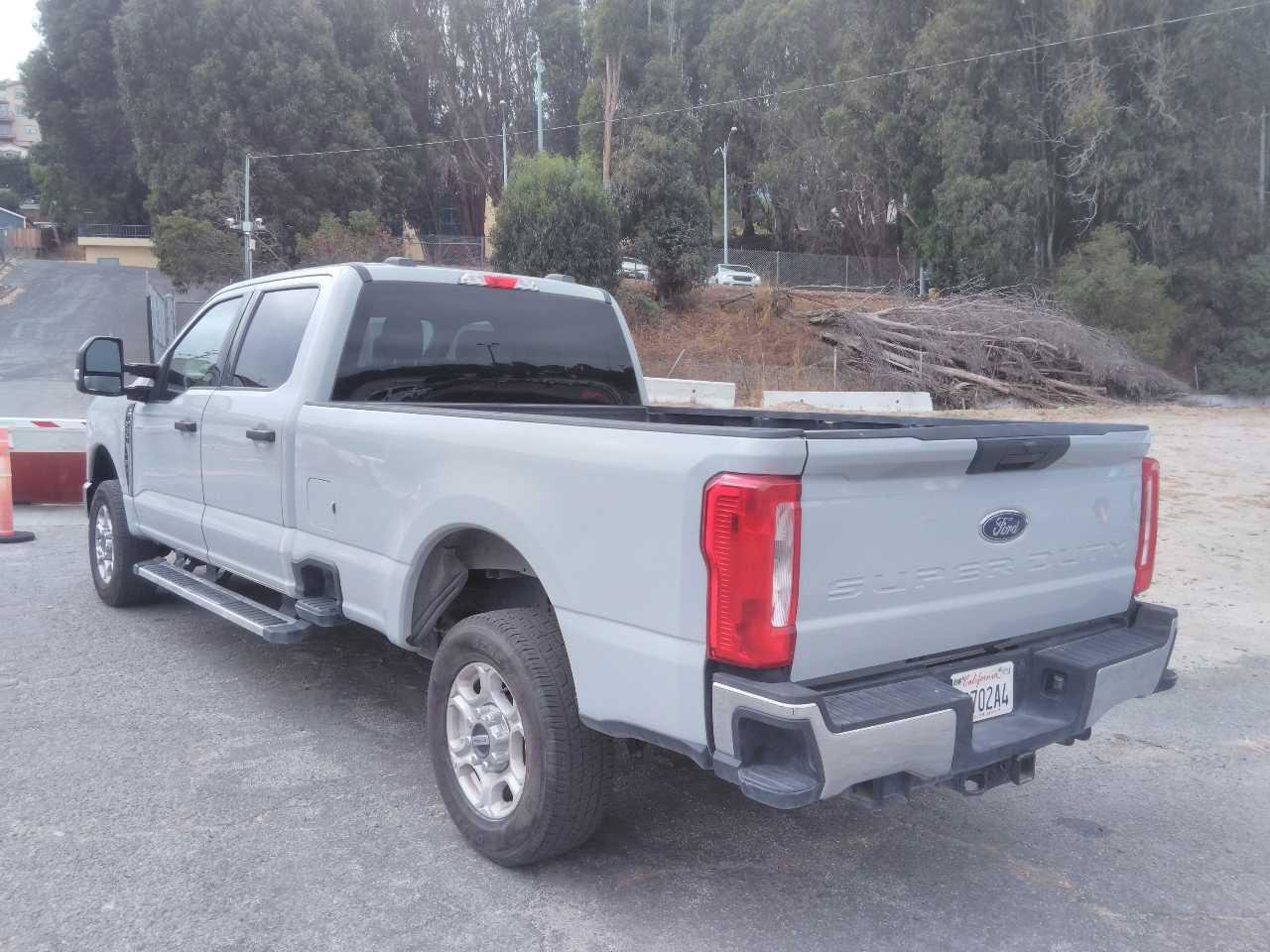 Certified 2025 Ford F250 XLT AWD/4WD image 2