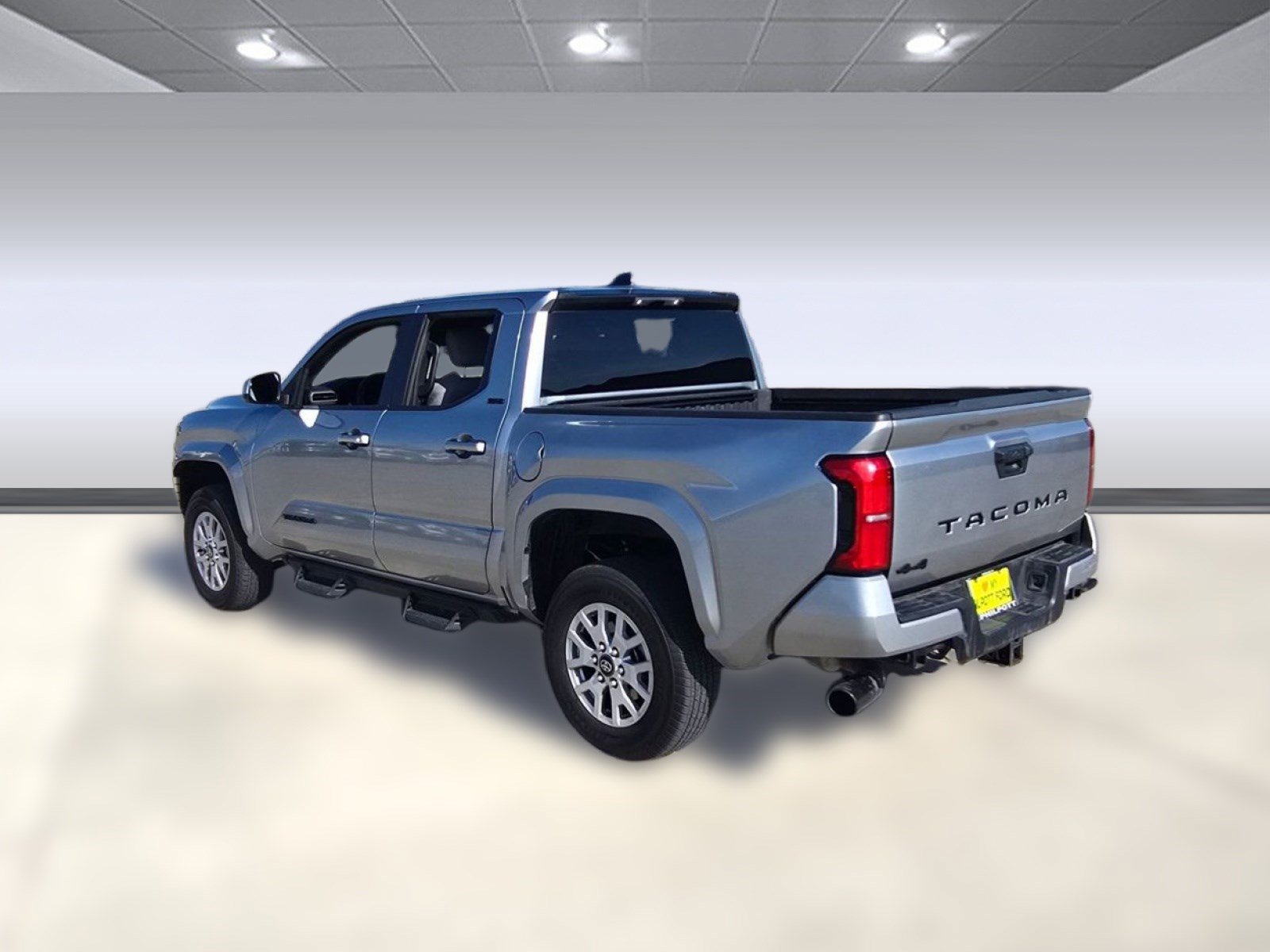 Used 2024 Toyota Tacoma SR5 image 3