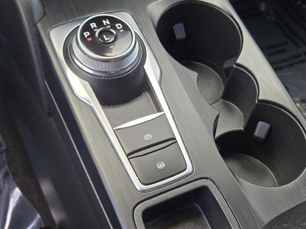 Certified 2025 Ford Escape SE FWD image 27