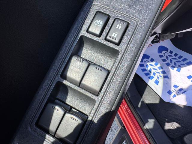 Used 2025 Nissan Frontier Pro-X RWD image 19