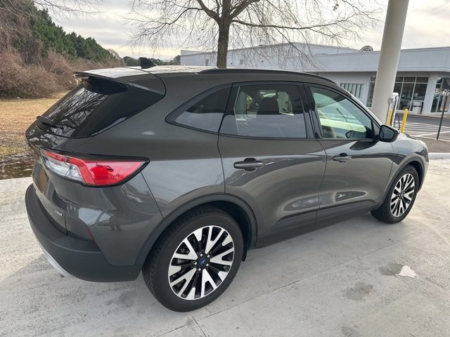 Certified 2020 Ford Escape SE Sport image 3