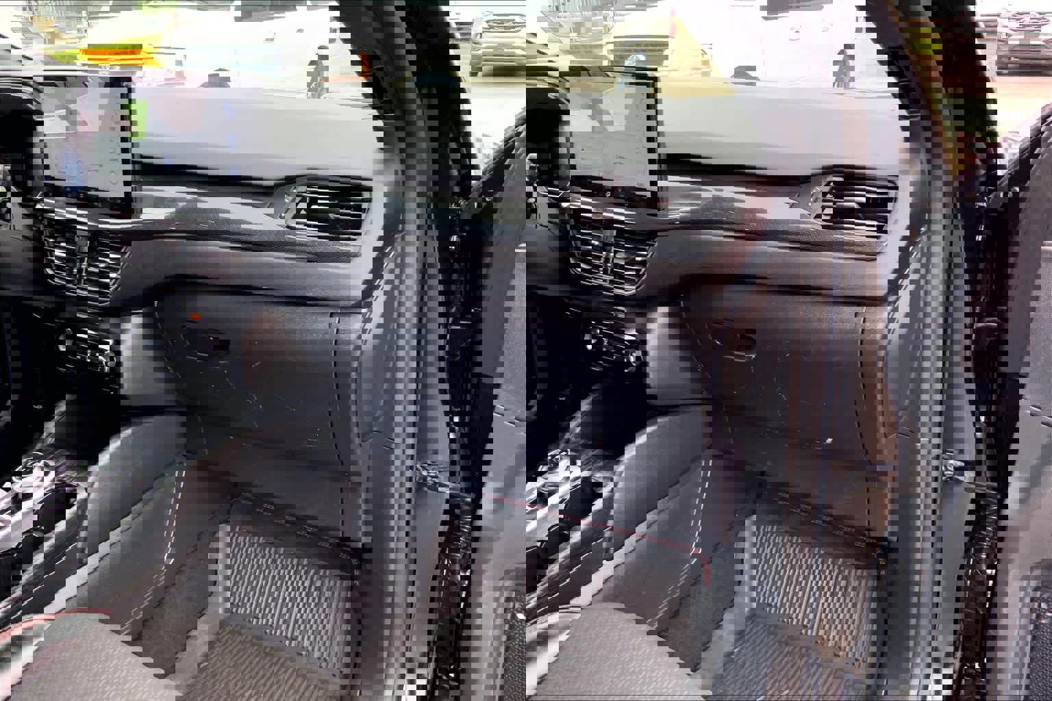 Certified 2023 Ford Escape ST-Line w/ Tech Pack #1 FWD image 17