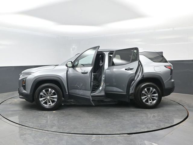Used 2025 Chevrolet Equinox LT AWD/4WD image 27