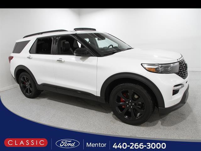 Certified 2024 Ford Explorer ST w/ Equipment Group 401A image 3