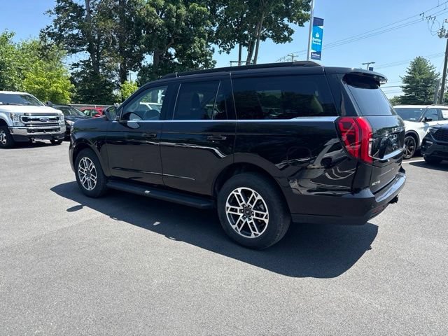 Certified 2025 Ford Expedition Active AWD/4WD image 6