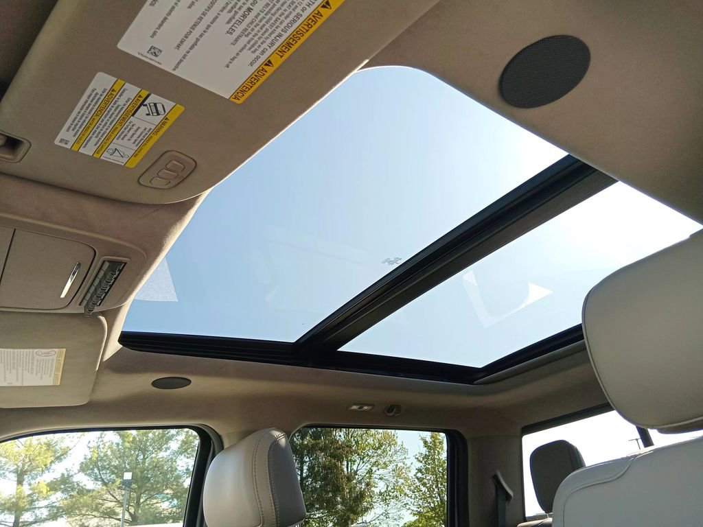 Certified 2025 Ford F450 Platinum w/ Platinum Plus Package image 19