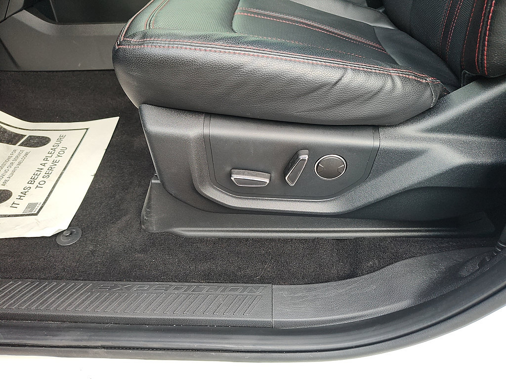 Certified 2021 Ford Expedition Limited RWD image 40