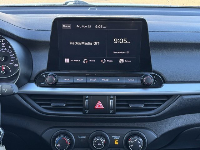 Used 2023 Kia Forte LXS w/ LXS Technology Package image 8