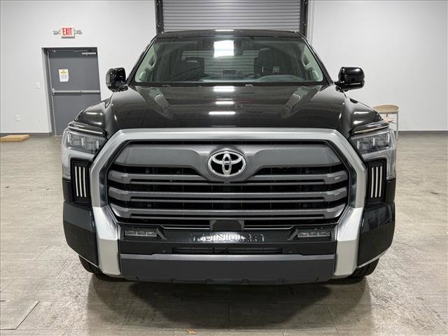Used 2023 Toyota Tundra Limited image 9