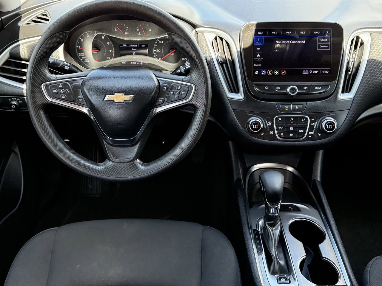 Used 2024 Chevrolet Malibu LT image 10