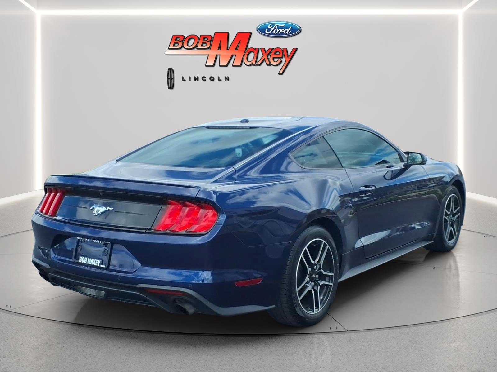 Certified 2019 Ford Mustang Premium w/ Equipment Group 201A RWD image 4