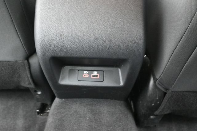 Used 2025 Nissan Altima 2.5 SV FWD image 32