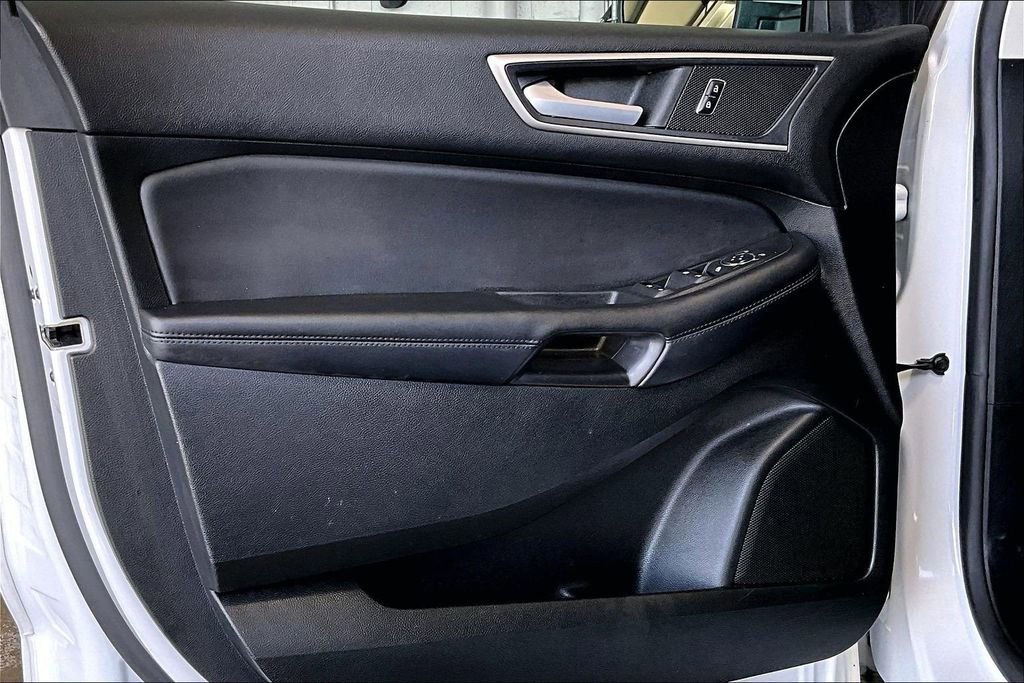 Certified 2023 Ford Edge SEL w/ Convenience Package AWD/4WD image 22