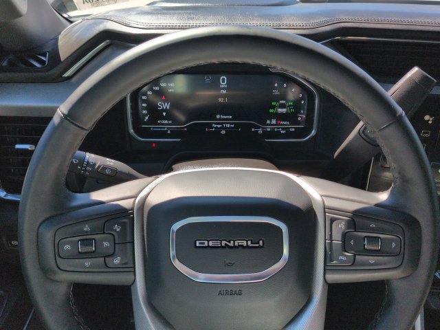 Used 2025 GMC Sierra 2500 Denali w/ Denali Reserve Package AWD/4WD image 35
