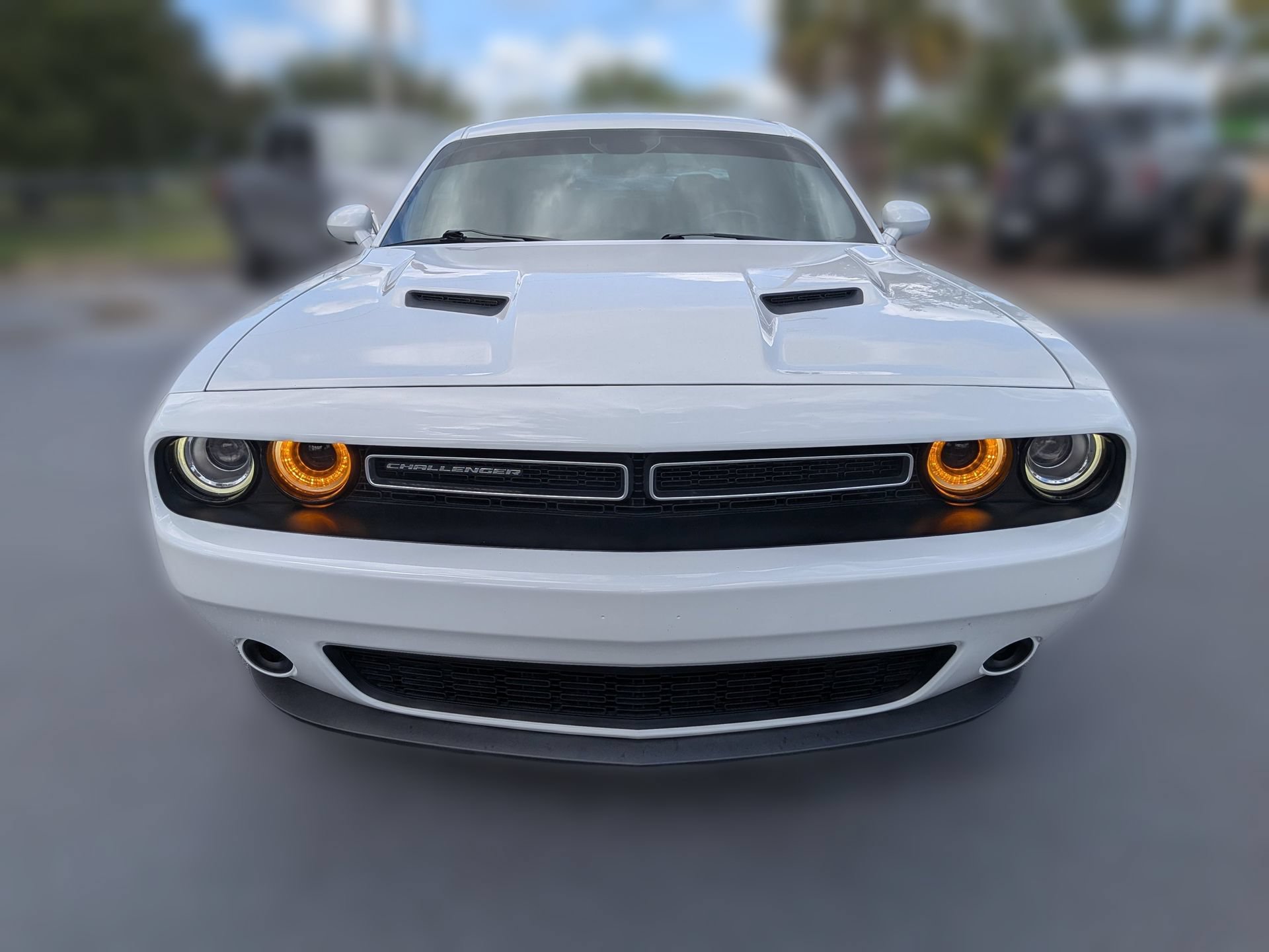Used 2022 Dodge Challenger SXT RWD image 10