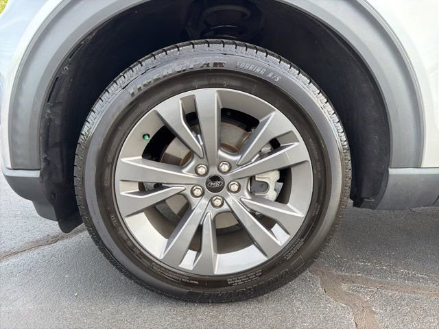 Certified 2021 Ford Explorer XLT w/ Equipment Group 202A AWD/4WD image 10