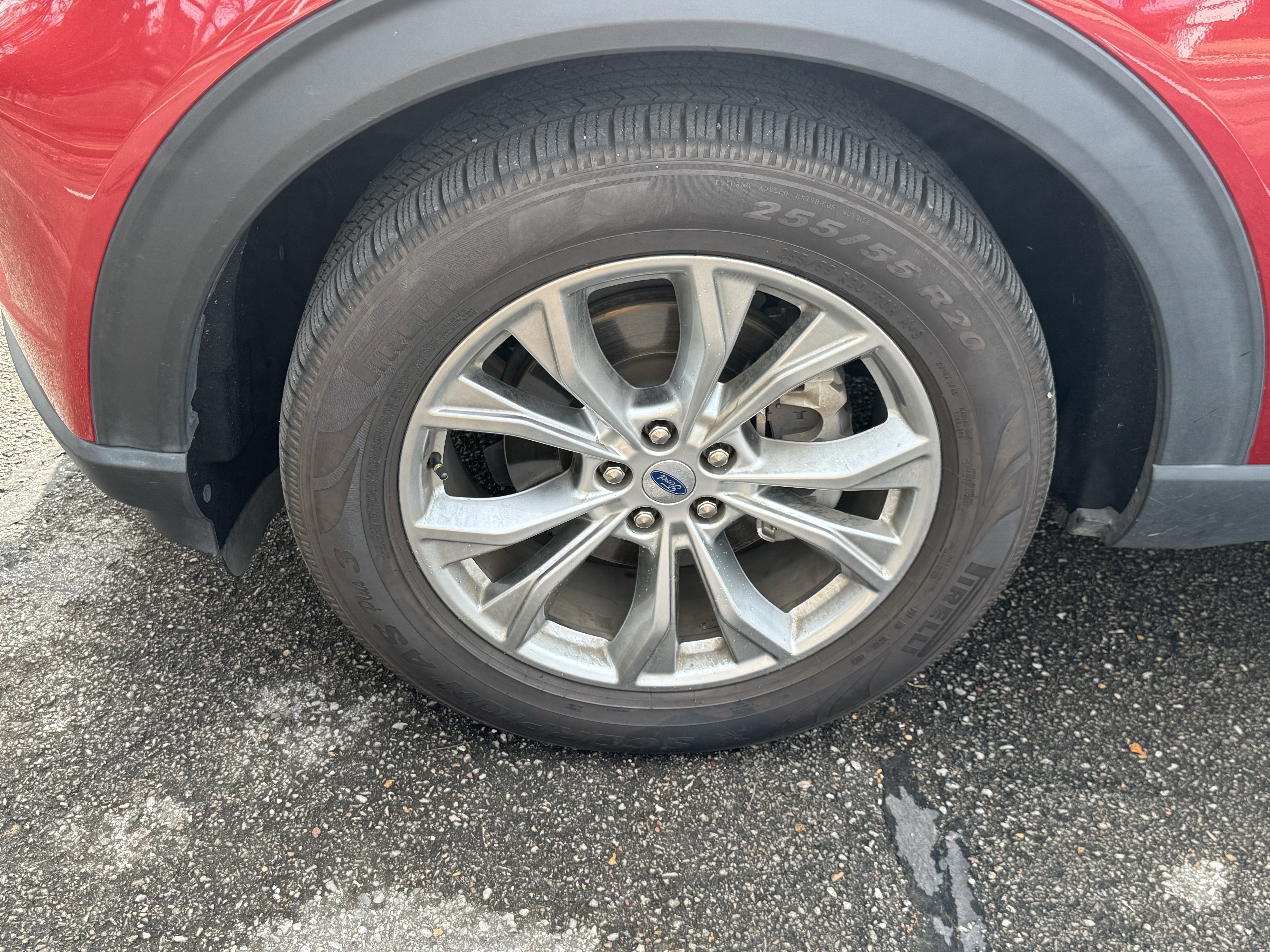 Certified 2020 Ford Explorer XLT w/ Equipment Group 202A image 9