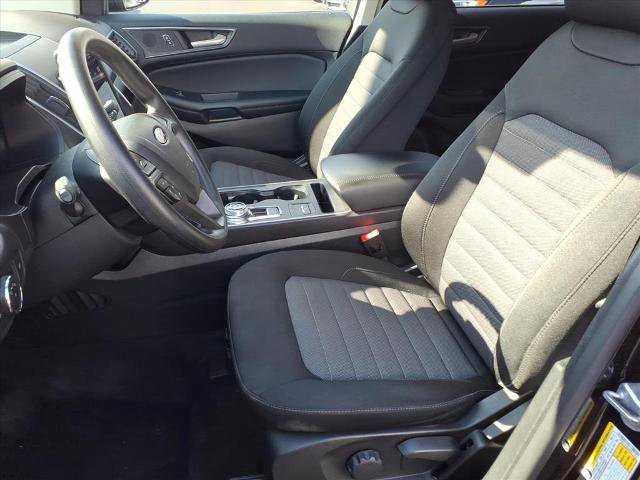 Certified 2022 Ford Edge SE w/ Black Appearance Package image 18