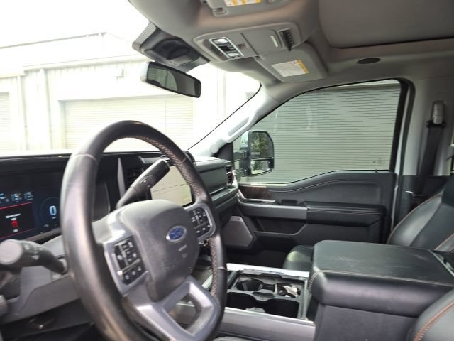 Certified 2025 Ford F250 Lariat w/ Lariat Ultimate Package AWD/4WD image 8