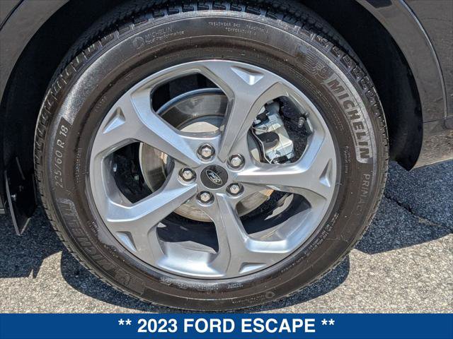 Certified 2023 Ford Escape ST-Line w/ Tech Pack #1 FWD image 9