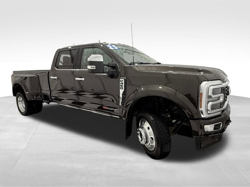 Certified 2025 Ford F450 Platinum w/ Platinum Plus Package image 8