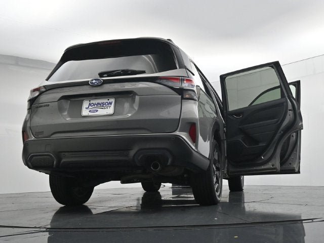 Used 2025 Subaru Forester Limited w/ Popular Package #1 AWD/4WD image 47