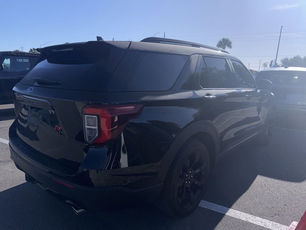 Certified 2023 Ford Explorer ST-Line w/ Class IV Trailer Tow Package image 5