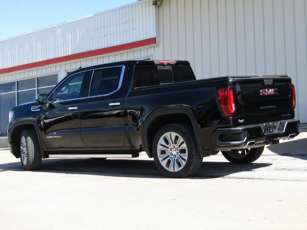 Used 2022 GMC Sierra 1500 Denali w/ Denali Reserve Package AWD/4WD image 10